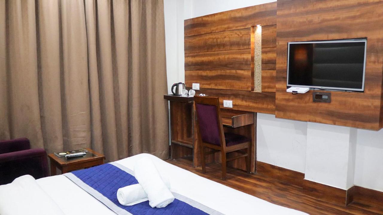 Hotel AK Continental - Mcleodganj Dharamshala Esterno foto