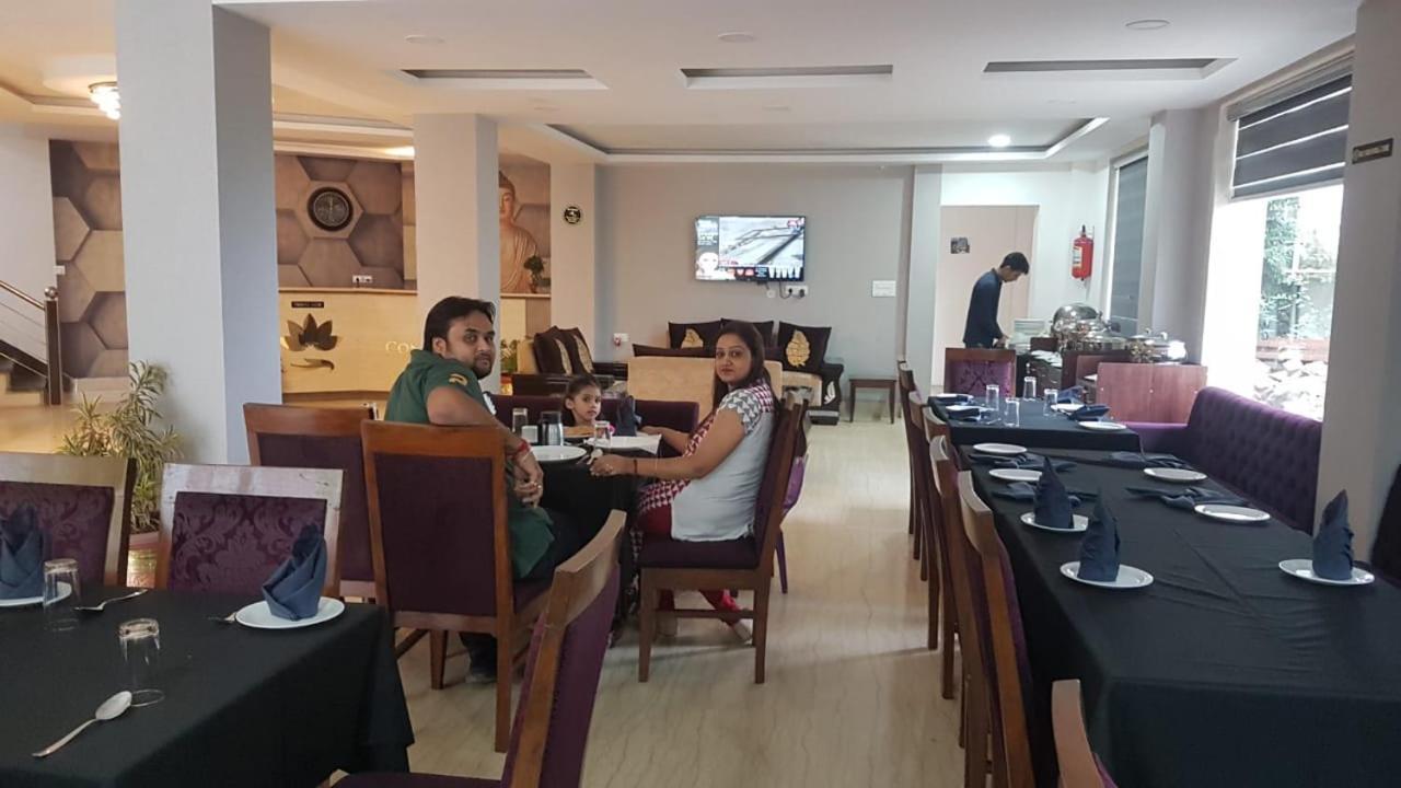 Hotel AK Continental - Mcleodganj Dharamshala Esterno foto