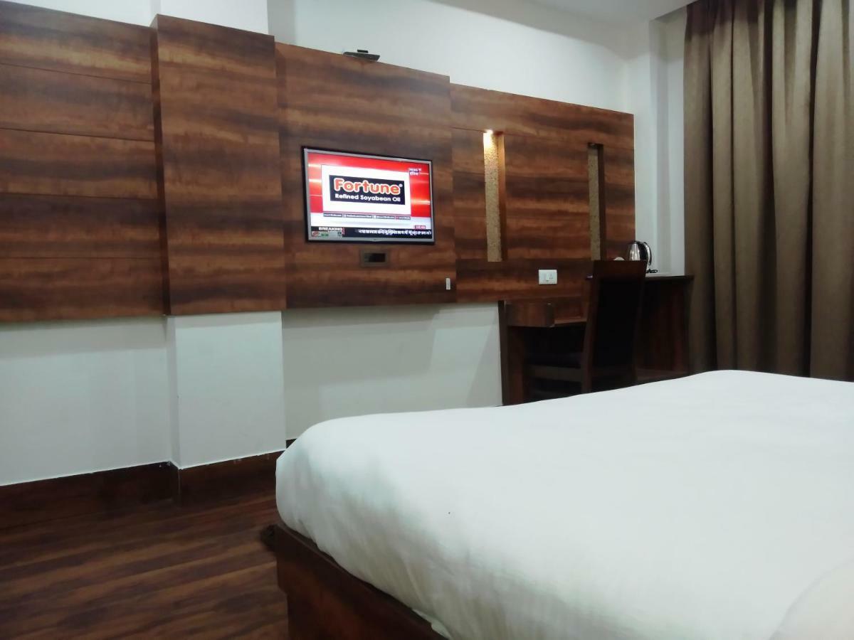 Hotel AK Continental - Mcleodganj Dharamshala Esterno foto
