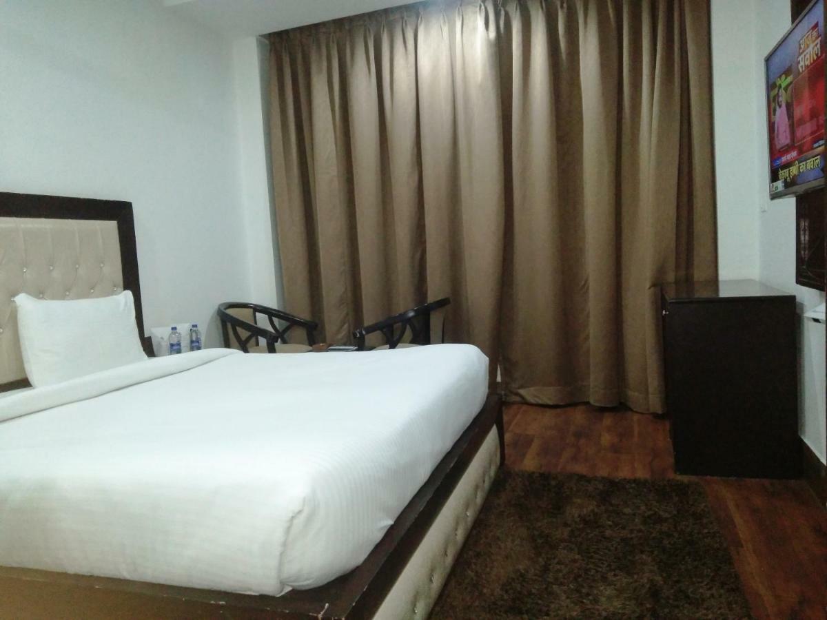 Hotel AK Continental - Mcleodganj Dharamshala Esterno foto