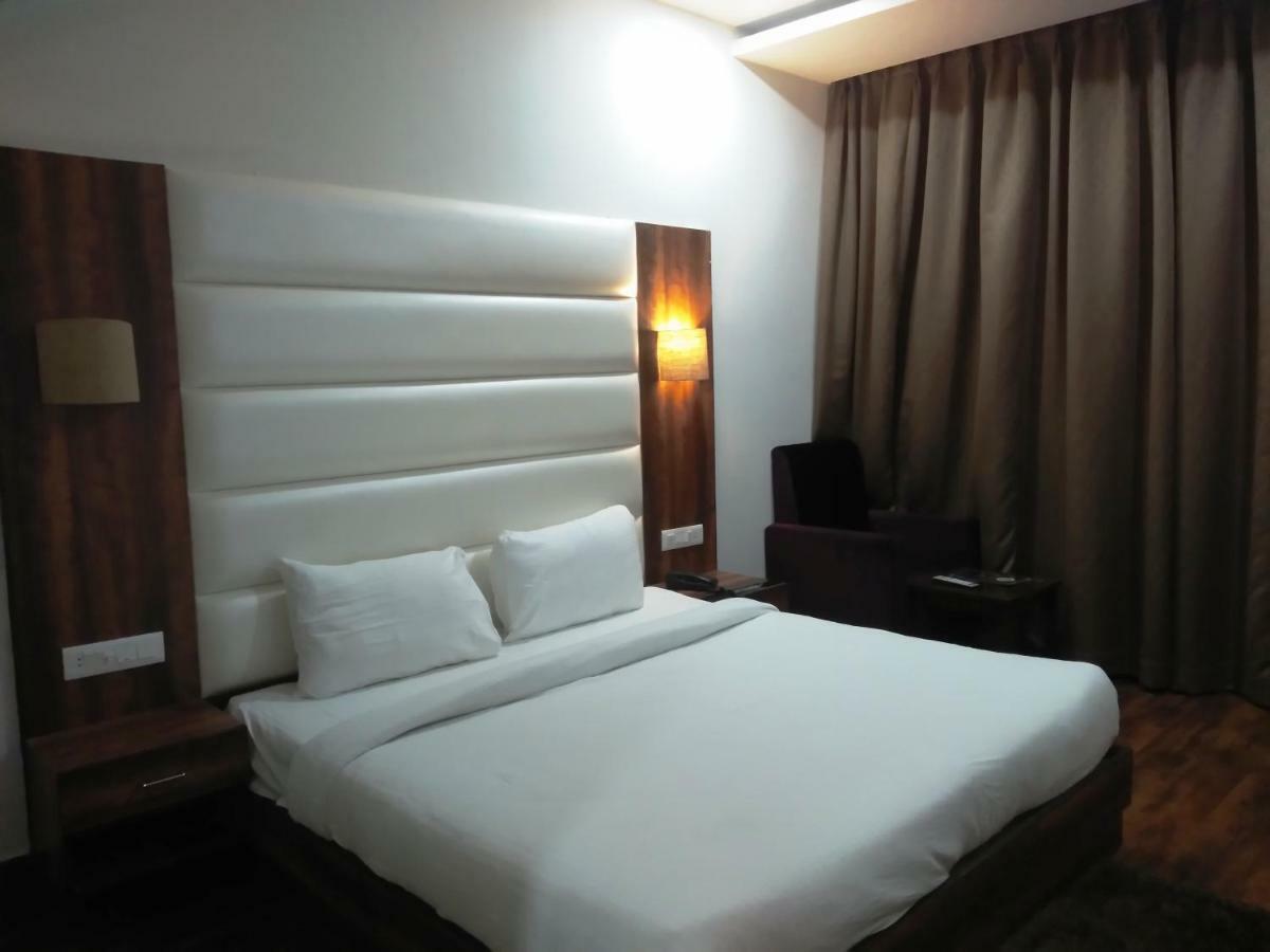 Hotel AK Continental - Mcleodganj Dharamshala Esterno foto